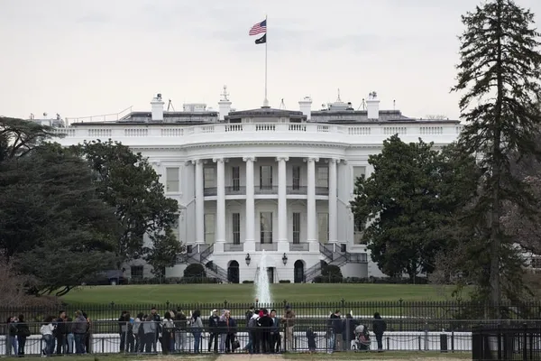 Etats-Unis : La Chambre des représentants exige un plan d’aide Covid-19 avant les élections