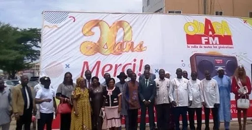 Burkina Faso : la radio municipale de Ouagadougou équipée par la Chine équipe