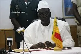 Mali: Ba N’Daou désigné président de la transition, col. Assimi Goïta, vice-président
