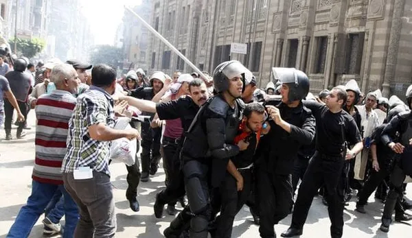 Tentative d’évasion en Egypte : 3 policiers et 4 prisonniers tués