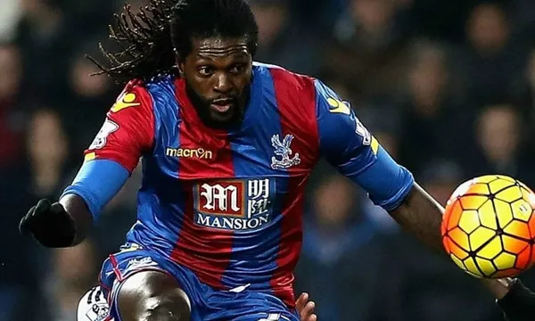 Suite aux scandales de prostitution, Adebayor réagit