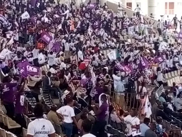 Investiture de KKB: Belle ambiance à l’ouverture de la cérémonie au Palais de la culture d’Abidjan
