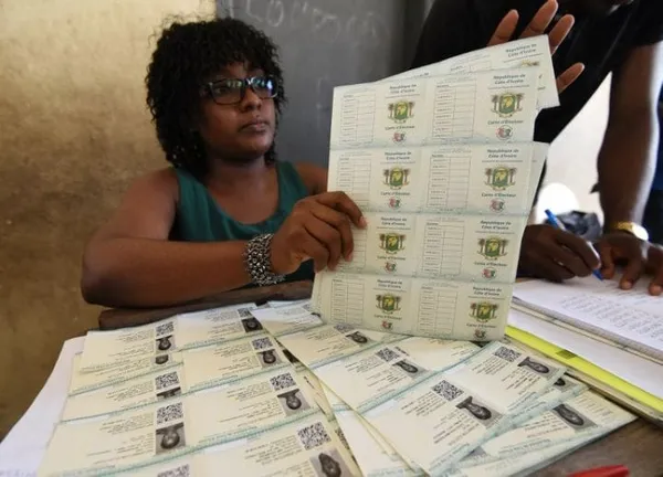 Cartes d’électeur ivoirienne : le délai du retrait prorogé