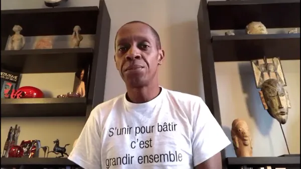 Claudy Siar en colère : « combien de balles déchireront les corps des jeunes de Côte d’Ivoire au nom d’un 3è mandat contesté ?