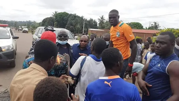 Convoi du ministre Fofana Siandou bloqué à Kounfao ce 21 octobre : en images