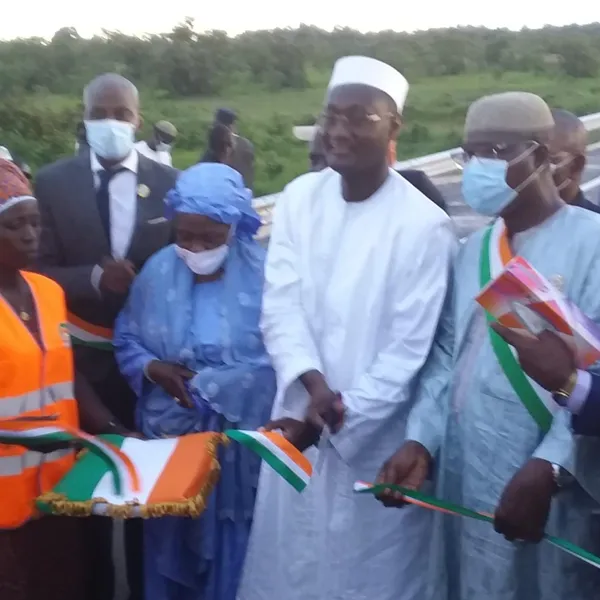 Touba: Inauguration d’un pont reliant le complexe sucrier de Borotou  et Guinteguela