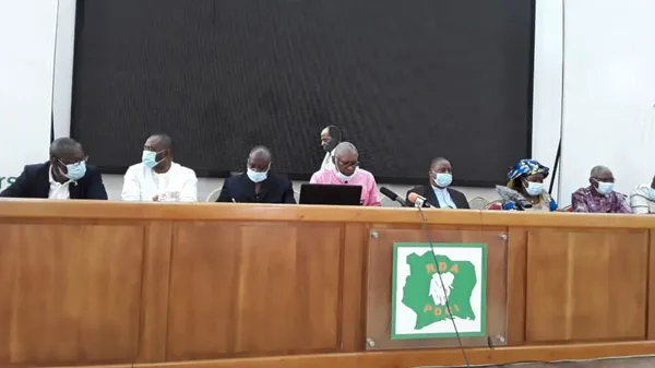 Meeting de l’opposition au stade FHB: les responsables mobilisent leurs militants