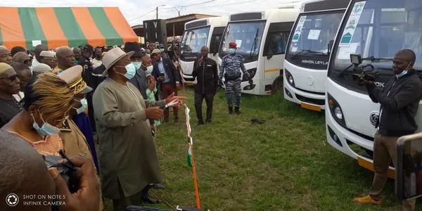 Des cars neufs remis aux transporteurs du Gontougo – Actualité ivoirienne 11/10/2020
