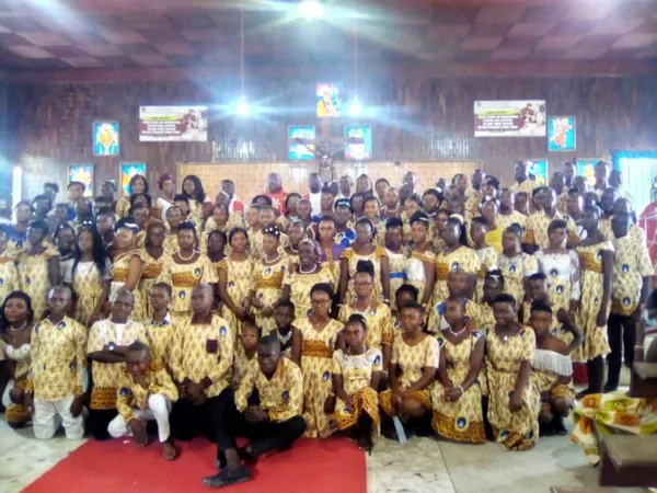 Plus de 1200 chrétiens catholiques reçoivent l’Esprit Saint à Abobo – Actualité ivoirienne 11/10/2020