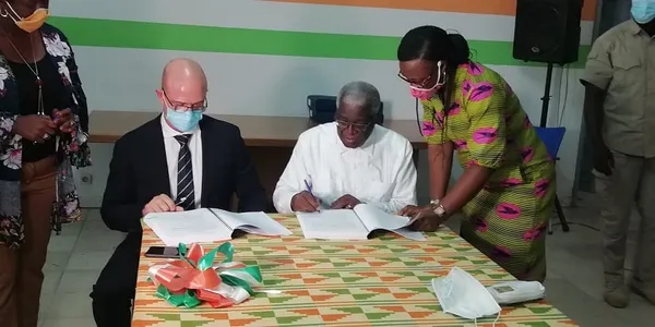 La mairie de Bouaké et l’entreprise Mota Engil Africa signent un contrat pour la reconstruction du grand marché de Bouaké – Actualité ivoirienne 13/10/2020