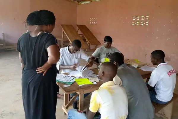 Présidentielle 2020 : faible affluence dans les centres de distribution de cartes d’électeurs à Abengourou – Actualité ivoirienne 14/10/2020