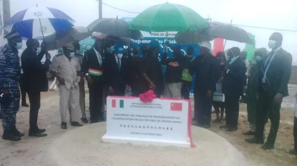 Le ministre Tchagba Laurent lance des travaux pour le renforcement de l’accès à l’eau potable à Grand Lahou – Actualité ivoirienne 15/10/2020