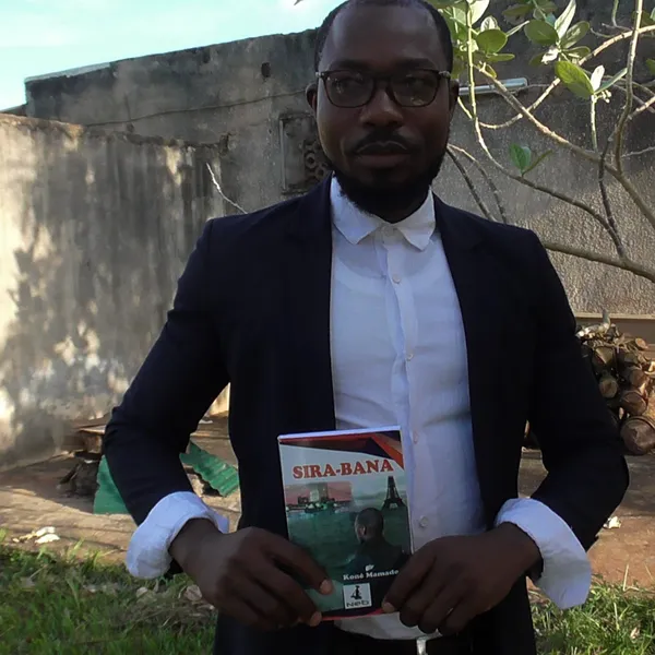 Un écrivain apporte sa contribution à la sensibilisation sur les migrations clandestines – Actualité ivoirienne 15/10/2020