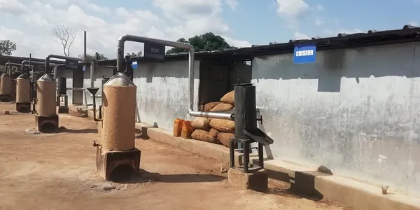Le Premier anniversaire de l’unité de décorticage des noix de cajou de Brobo célébré – Actualité ivoirienne 19/10/2020