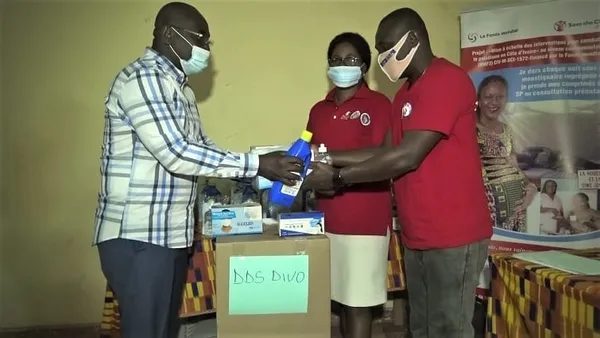 Du matériel de lutte contre le COVID-19 aux ASC du district sanitaire de Divo – Actualité ivoirienne 27/10/2020