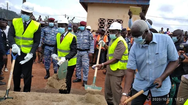 Lancement des travaux de bitumage de trois sous-préfectures dans le Sud-comoé – Actualité ivoirienne 28/10/2020