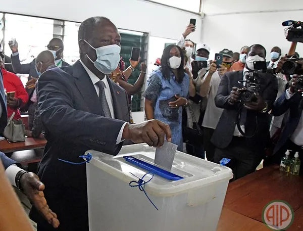 Présidentielle 2020: Alassane Ouattara et Henri Konan Bédié en tête des premiers résultats