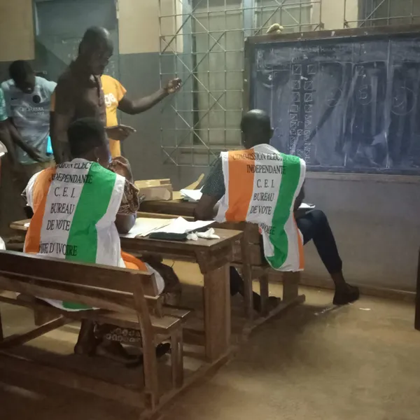 La Côte d’Ivoire suspendue à l’annonce des résultats et à la stratégie de l’Opposition
