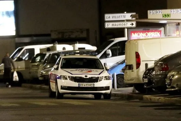 France : un homme tué et trois autres blessés au couteau à Marseille