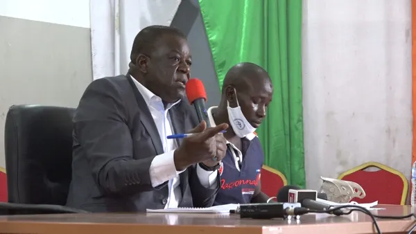 Après Gbagbo, Issiaka Diaby dénonce un gros trafic des fers à béton au ministère du commerce ivoirien