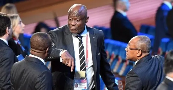 Constant Omari désigné président de la CAF par intérim, Ahmad Ahmad suspendu par la FIFA