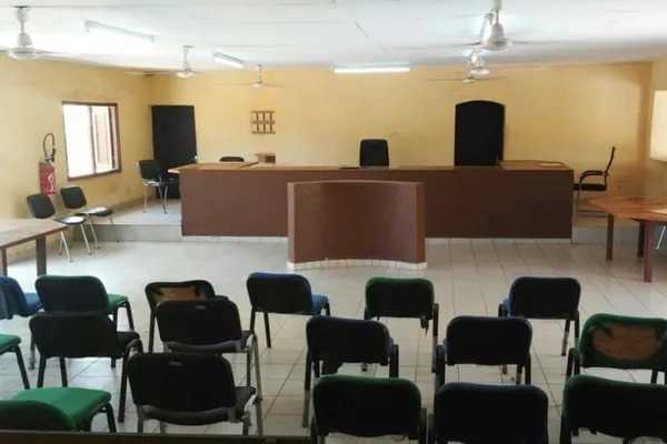 Bouna : un individu surpris avec un couteau prend 6 mois de prison