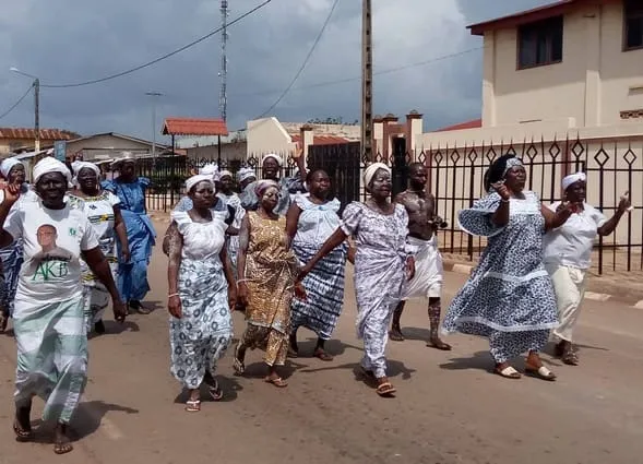 Violences à Abengourou : les féticheuses procède un rituel d’exorcisme