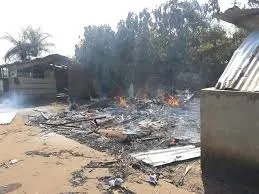 Désobéissance civile : le corridor de Diabo incendié