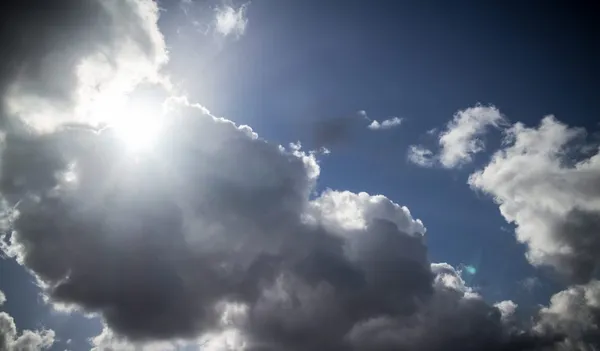 Météo : Ciel partiellement nuageux et ensoleillé au Sud et au centre (Sodexam) – Actualité ivoirienne 19/11/2020