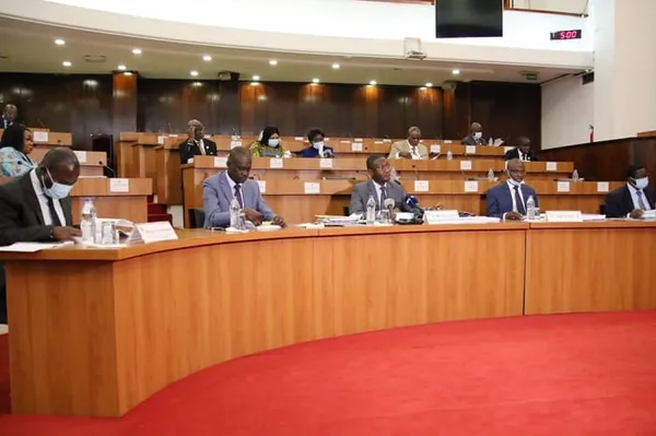 Le projet de loi de finances rectificative 2020 adopté en commission à l’Assemblée nationale – Actualité ivoirienne 23/11/2020