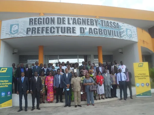 La poste de Côte d’Ivoire au côté des populations pour leur satisfaire