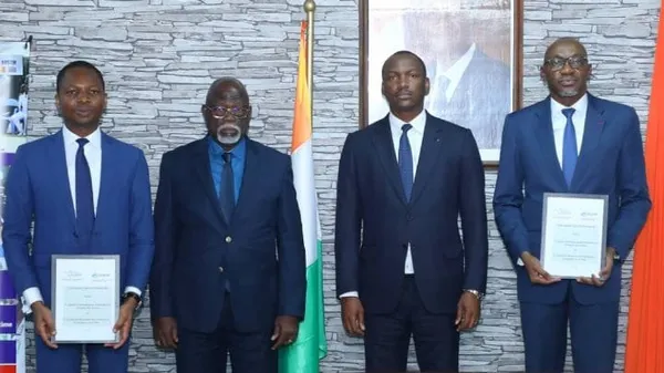 Signature d’une convention pour la formation de 500 jeunes aux métiers de la mer et de l’industrie de niveau 3è – Actualité ivoirienne 27/11/2020