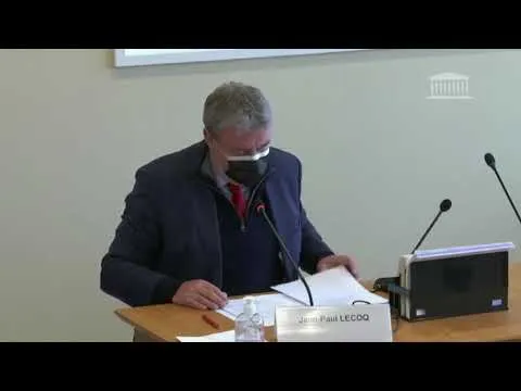 Des députés français mettent la pression sur Macron et dévoilent son deal avec Ouattara