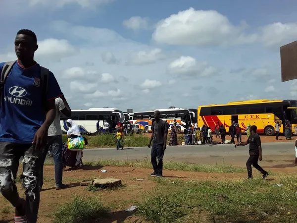 Manifestation de l’Opposition : l’axe Abidjan – Yamoussoukro bloqué ce 9 novembre 2020, en images