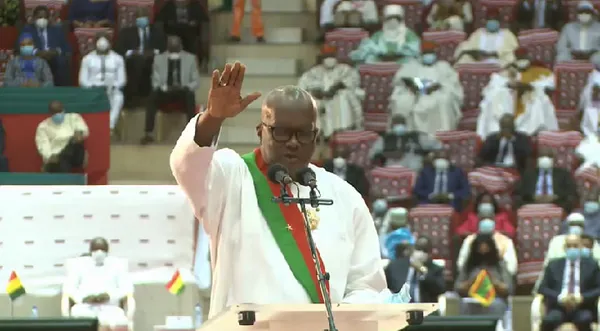 Roch Kaboré a prêté serment ce 28 décembre 2020: « je jure de respecter la Constitution »