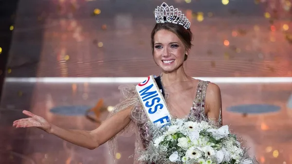 Amandine Petit, Miss Normandie, élue Miss France 2021