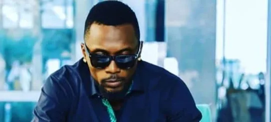 Jonathan Morrison se moque de Serge Beynaud