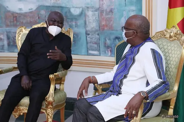 Nana Addo félicite Roch Kaboré pour sa réélection