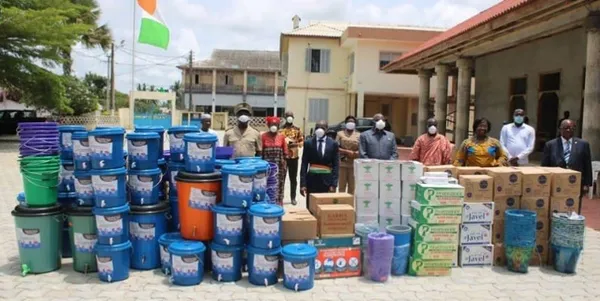 COVID-19 : la Chine offre des kits sanitaires au ministère du Tourisme