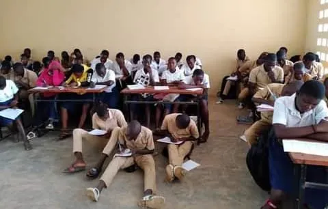 Besoin criant de mobilier au collège moderne de Tortiya – Actualité ivoirienne 03/12/2020