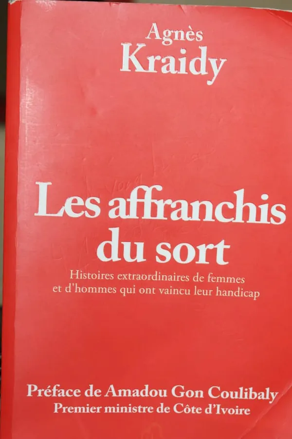 “Les affranchis du sort”, une œuvre littéraire qui relate l’histoire des Hommes qui ont vaincus leurs handicaps – Actualité ivoirienne 04/12/2020