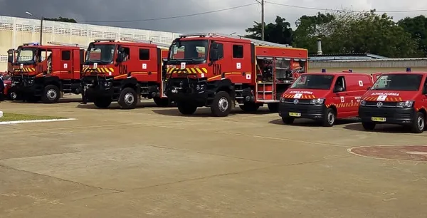 Des centres de secours d’urgence équipés en véhicules