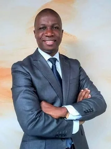 “Depuis 1998, une loi organique devrait rendre obligatoire l’enseignement de la gestion des conflits et la médiation”, estime un spécialiste conflictologie – Actualité ivoirienne 11/12/2020