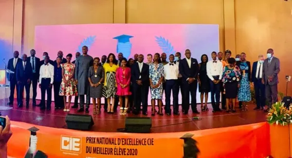 Meilleurs élèves aux examens 2020: la CIE reconnaissante