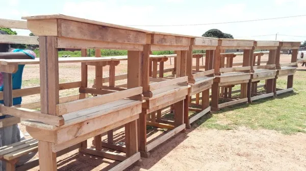 Les écoles primaires publiques de Dabakala dotées de tables bancs – Actualité ivoirienne 21/12/2020