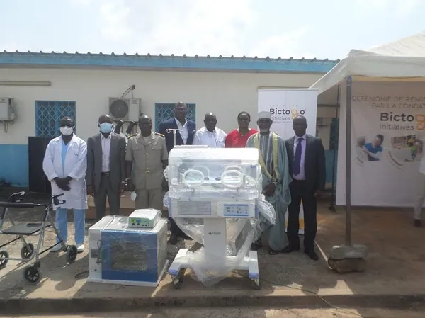 La Fondation Bictogo Initiatives fait des dons au CHR d’Agboville