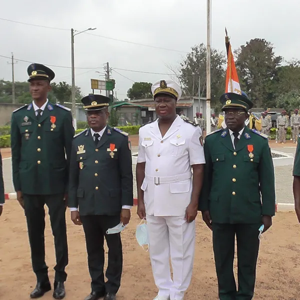Daloa : décoration de 85 militaires de la 2e région militaire