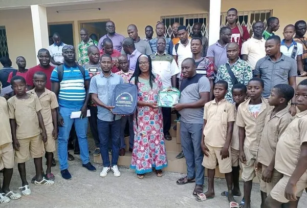 IEPP de Kouassikouassikro : plus de 7800 kits et manuels scolaires distribués