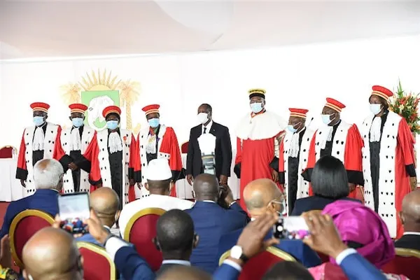 Revue de presse ivoirienne du 27 mars 2023: « Ouattara va-t-il encore toucher la Constitution »