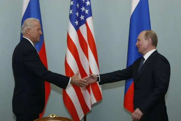 Cyberattaques venues de Russie : Biden hausse le ton face Poutine